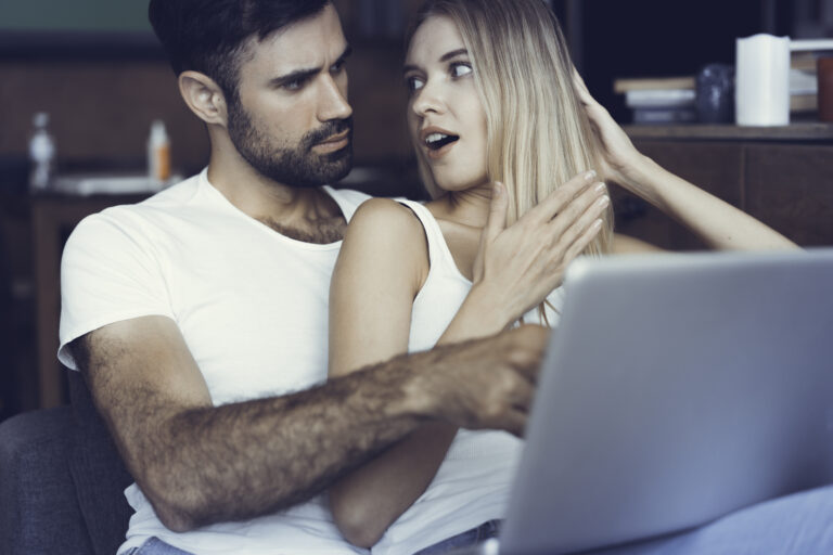 Read more about the article Mity o gadżetach erotycznych – co warto wiedzieć?